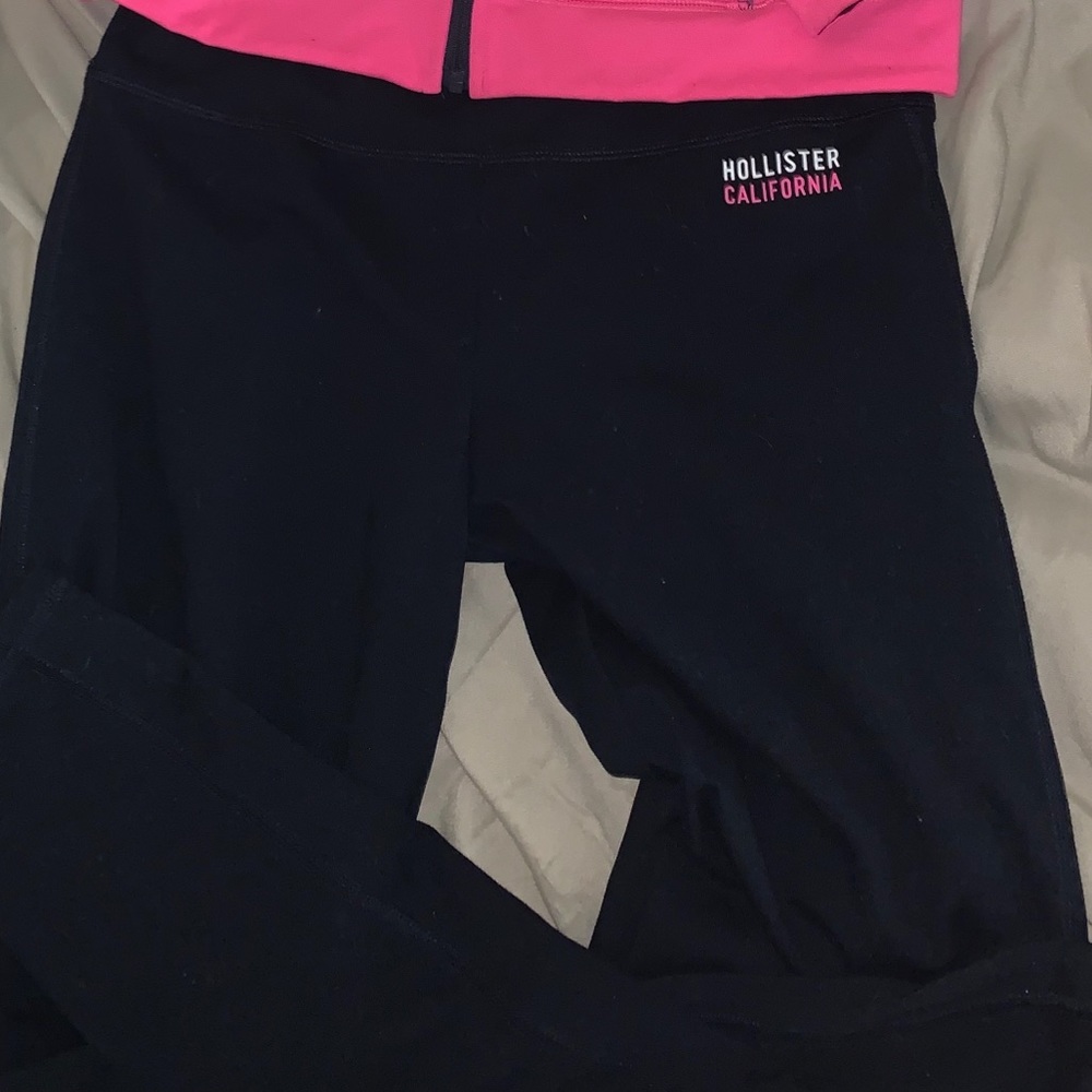 Workout outfit 💪🏼 - Picture 2 of 2